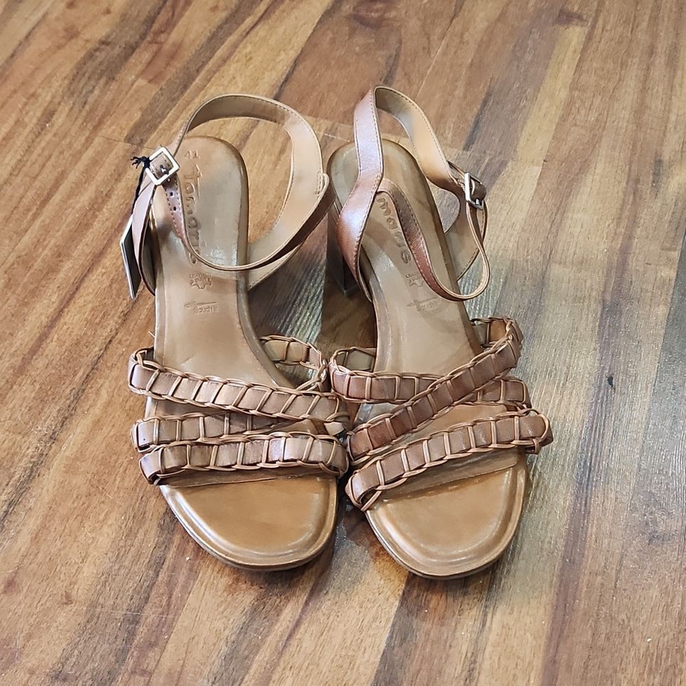 NWT Tamaris Broen Braided Leather Chunky Sandals